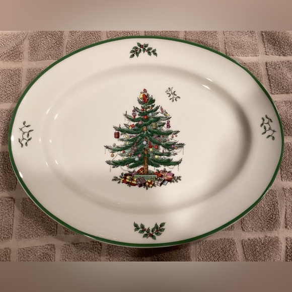 Spode Christmas Tree 12” Oval Platter - Picture 1 of 4
